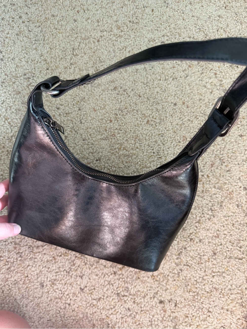 Brandy Melville Black Shoulder Bag - Picture 2 of 2